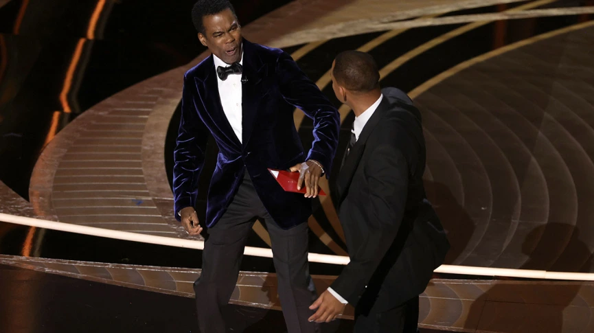 Will-Smith-appears-to-slap-Chris-Rock-onstage-during-the-94th-Annual-Academy-Awards-Getty-H-2022